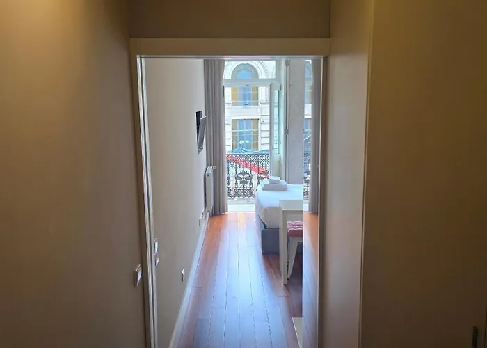 Sao Bento Front Homy * Porto