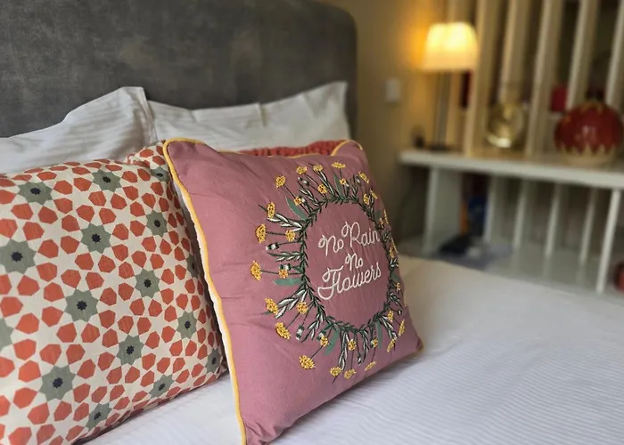 Sao Bento Front Homy * Porto